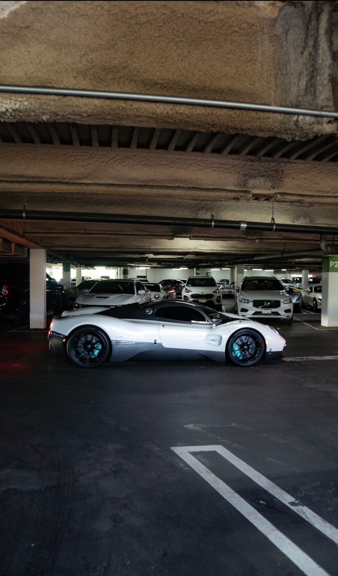 Pagani Utopia shot 4