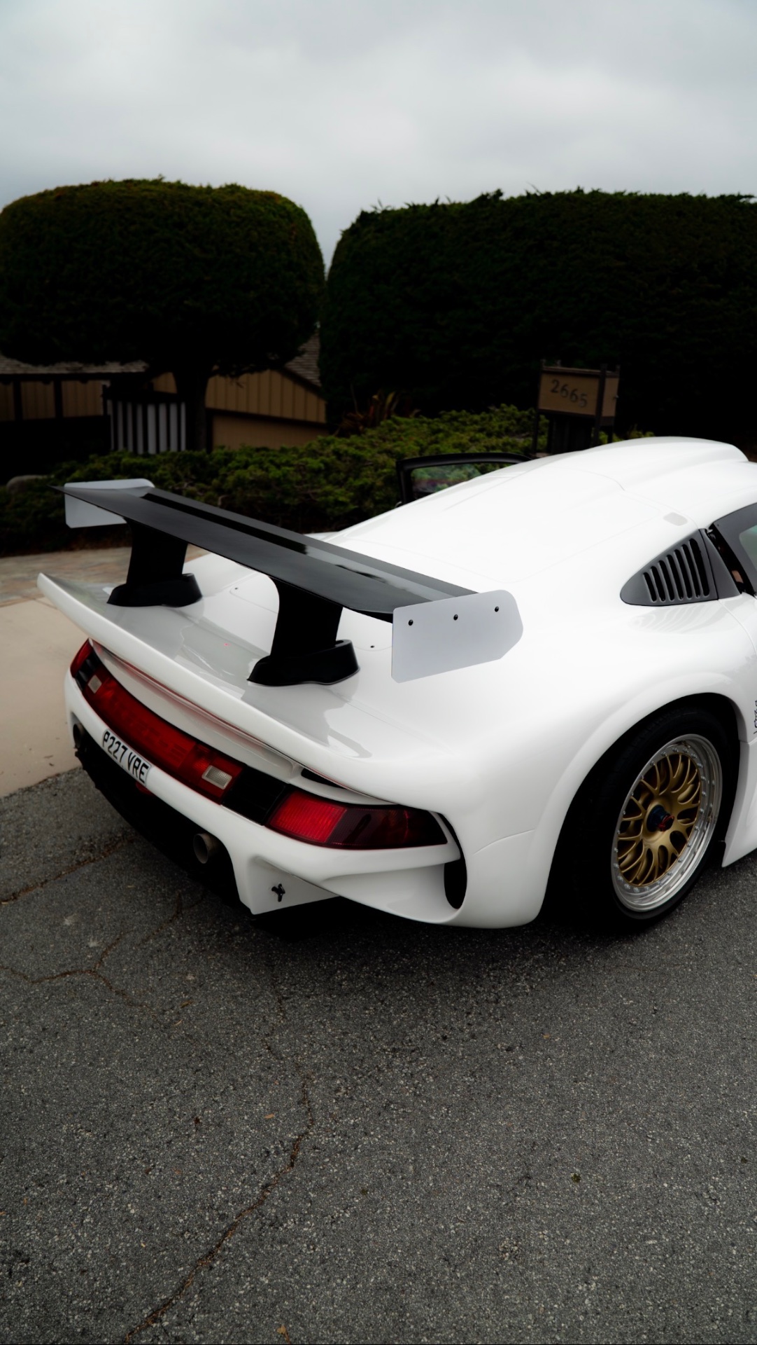 Porsche 911 GT1 Strassenversion shot 6