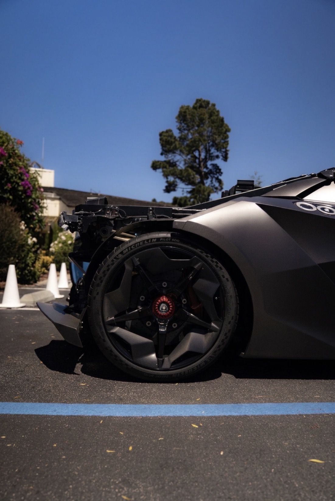 Lamborghini Sesto Elemento shot 18