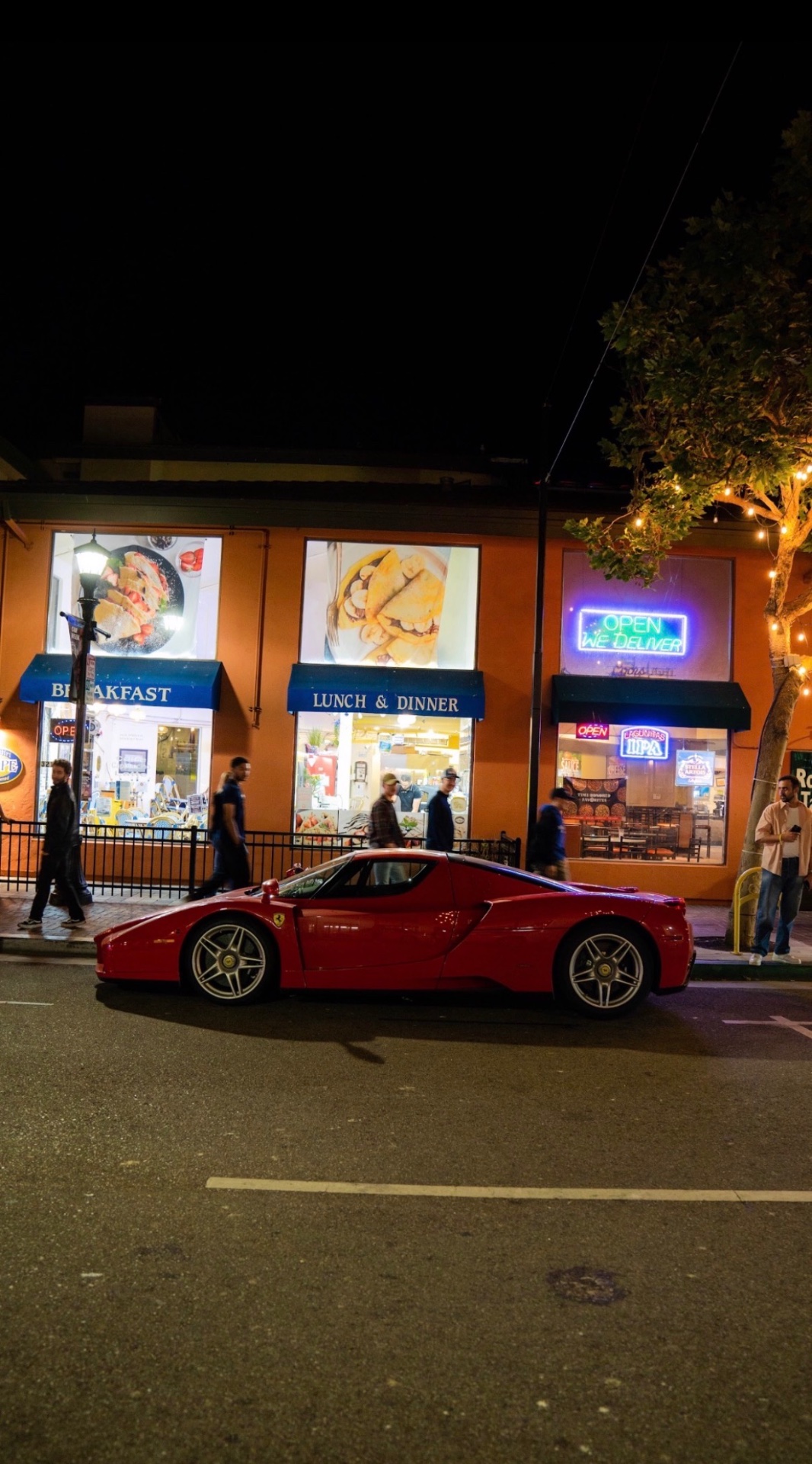 Ferrari Enzo shot 4