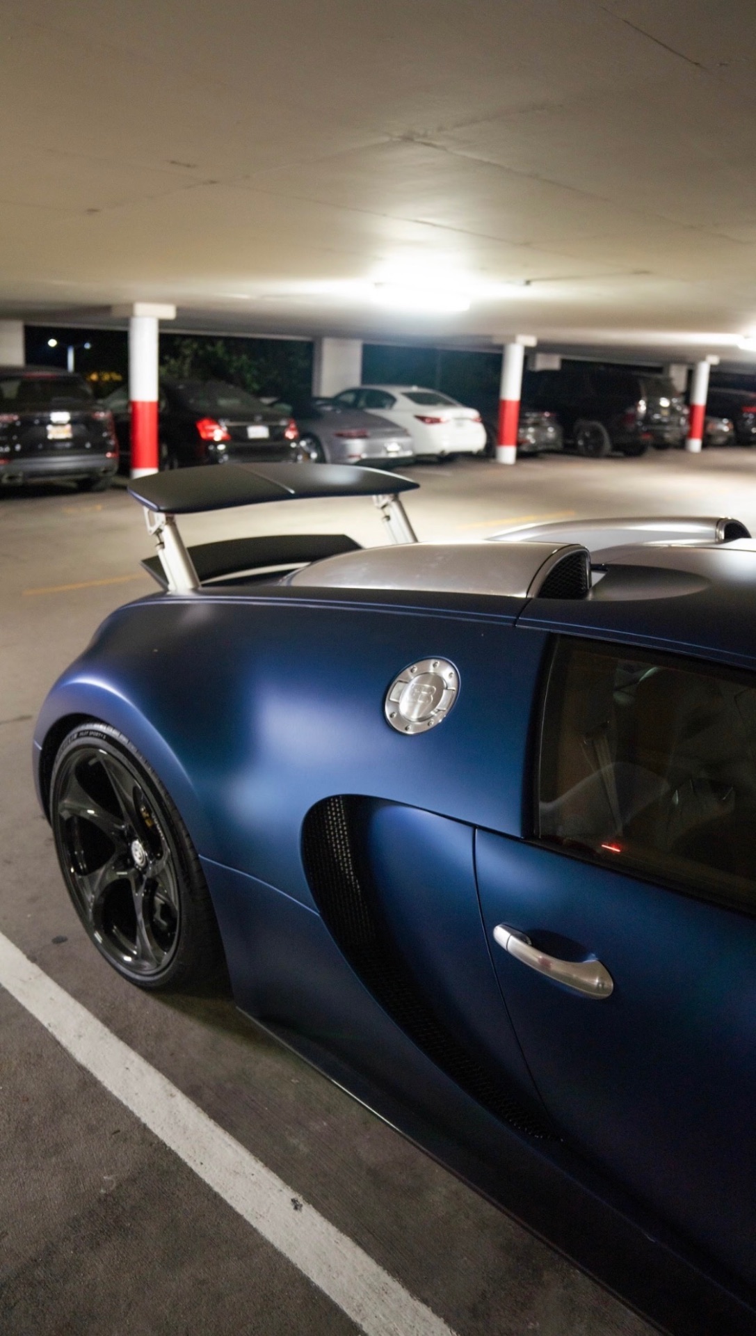 Bugatti Veyron 16.4 shot 4