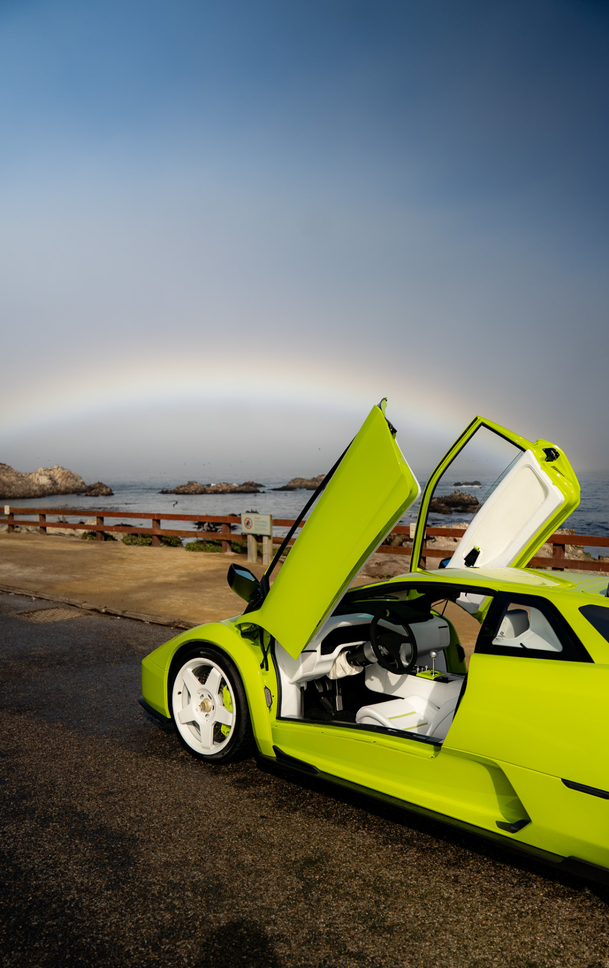 Eccentrica V12 shot 1