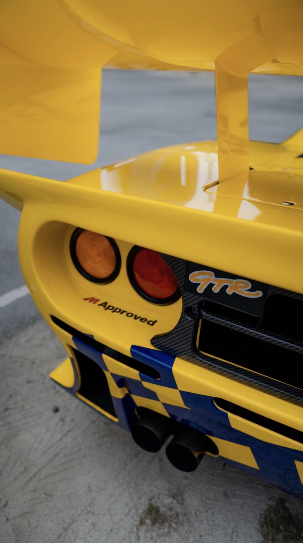 McLaren F1 GTR Longtail shot 2