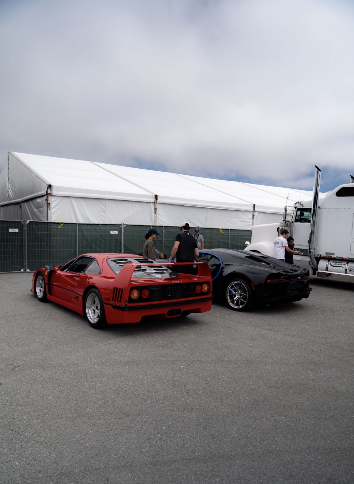 Bugatti & Ferrari Chiron / F40