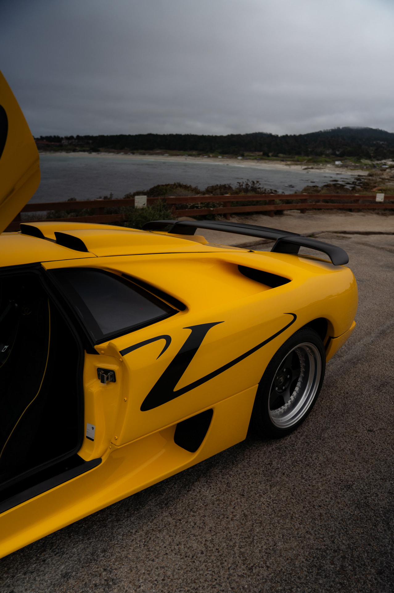 Lamborghini Diablo SV shot 2