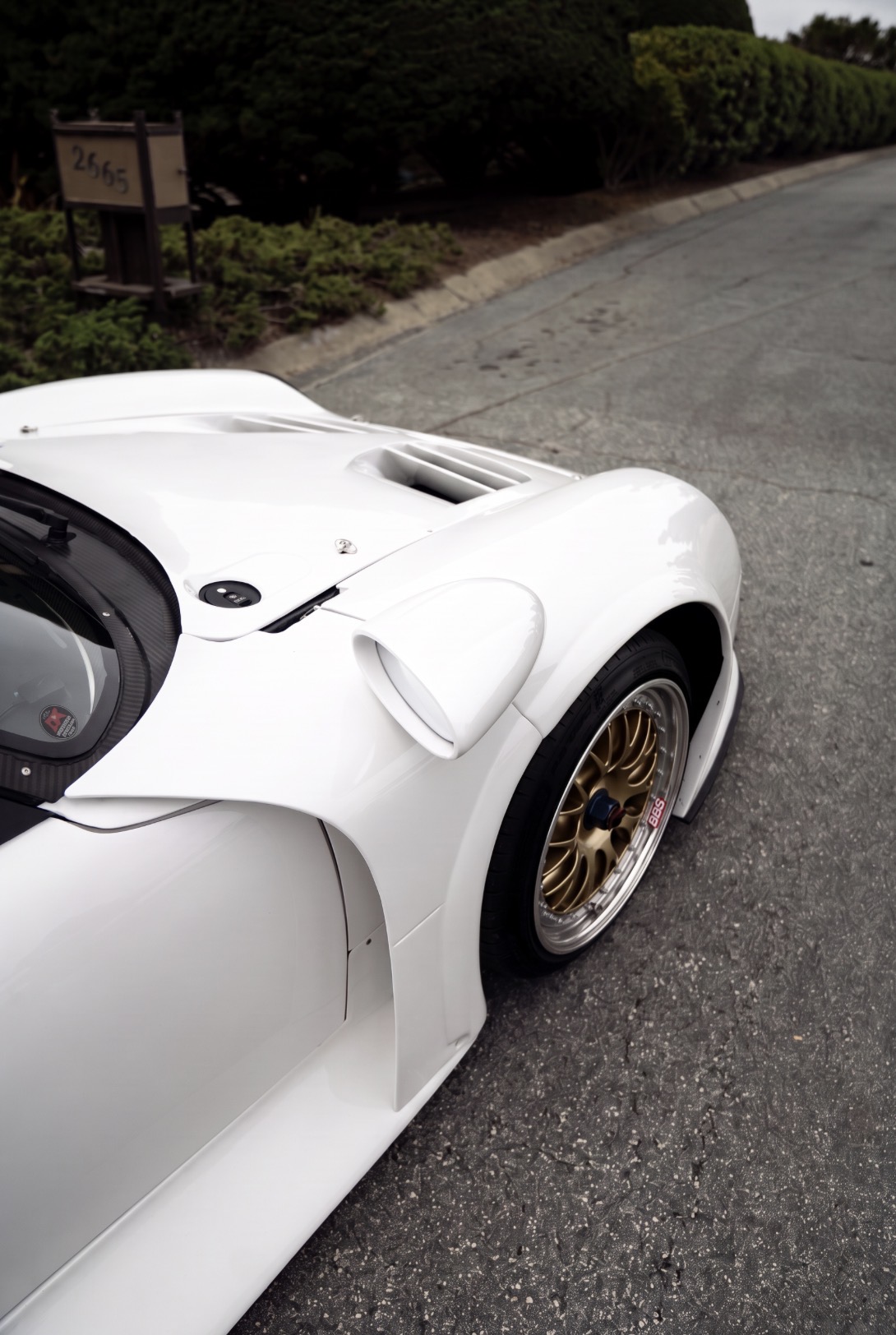 Porsche 911 GT1 Strassenversion shot 5