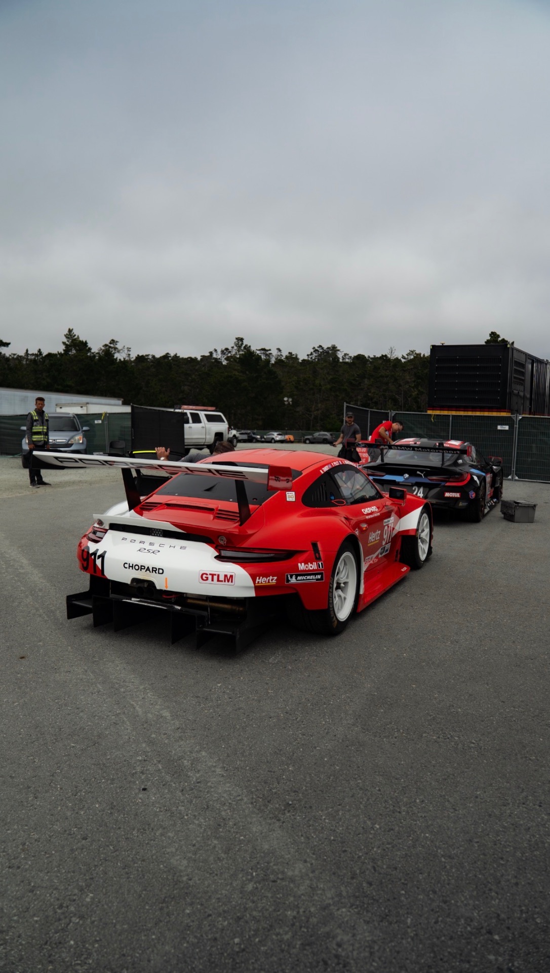 Porsche & BMW 911 RSR / M8 GTE
